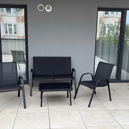 Urban Elegance *